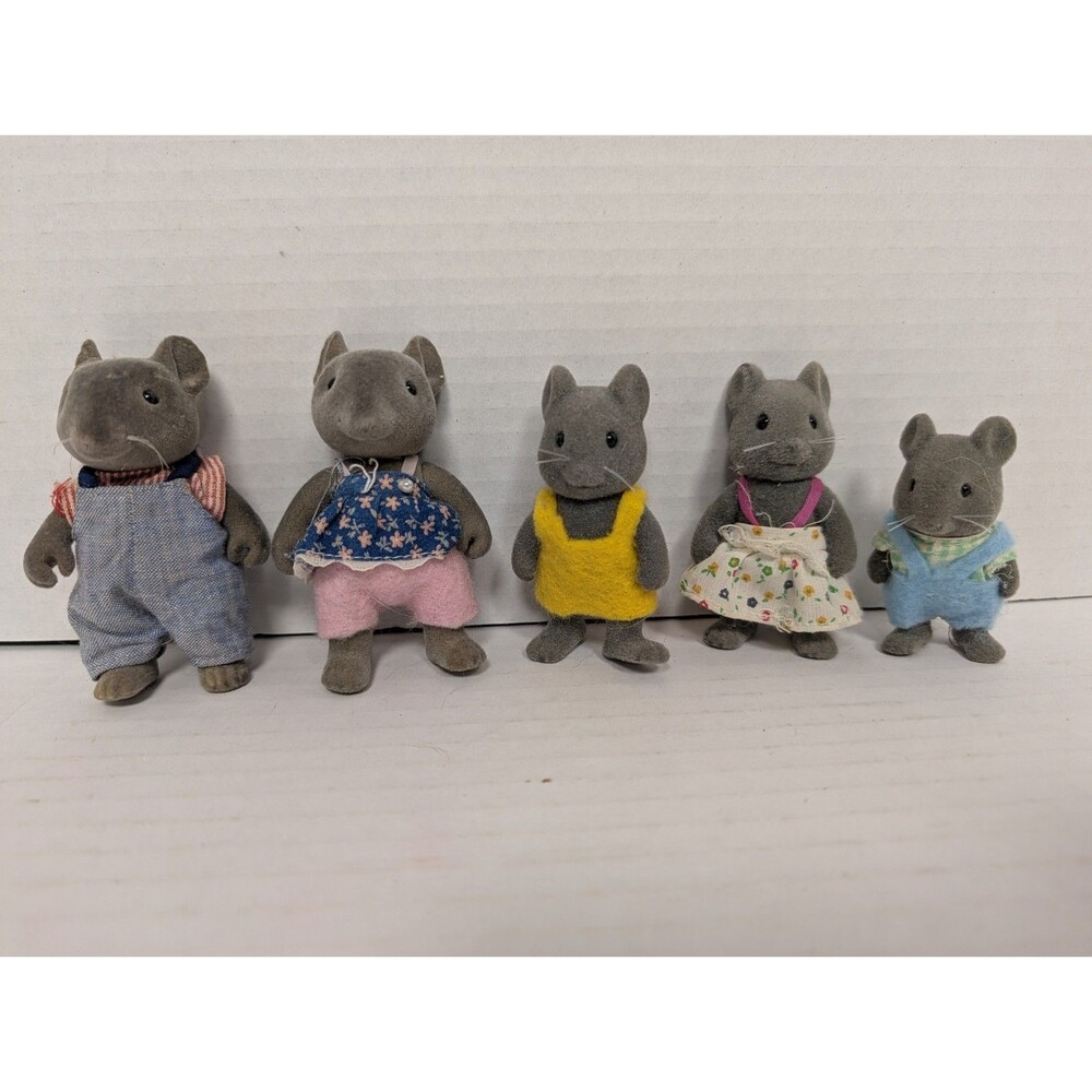 Sylvanian Families Grey Mouse Family 5 Figure Set Model Collection